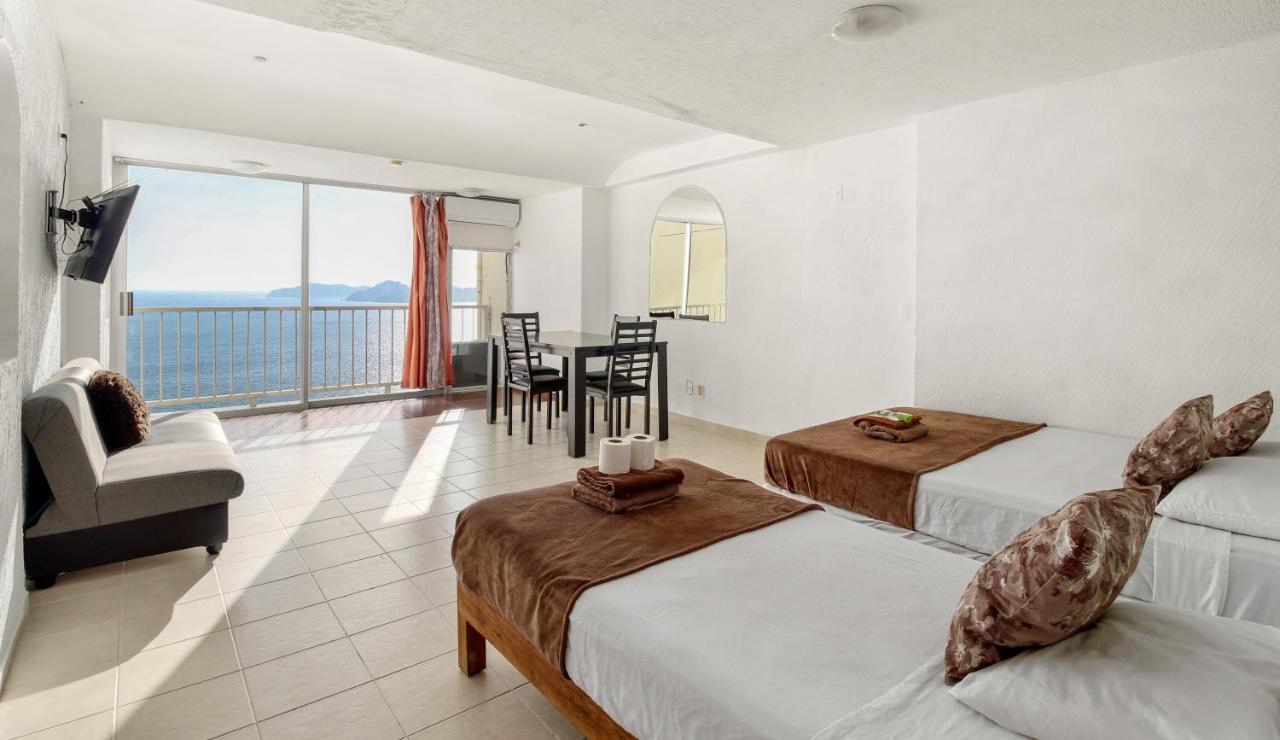 Suites con Playa Privada en Condominio Torres Gemelas Acapulco Exterior foto